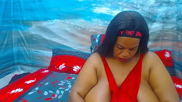 Snapshot of MatureTemptress chatting on 30, 5, 2026 MatureTemptress online show from 30, 5, 2026