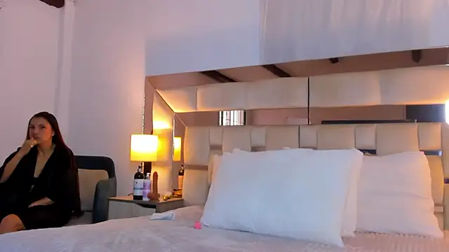 EloiseClairmont online show from 23, 3, 2026