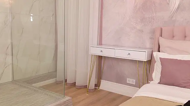 SheilaBrooks online show from 28, 2, 2026