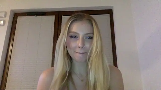 MayaWetDream online show from 4, 3, 2026