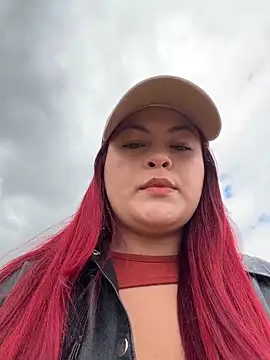 Lia-Moon77 online show from 27, 5, 2026