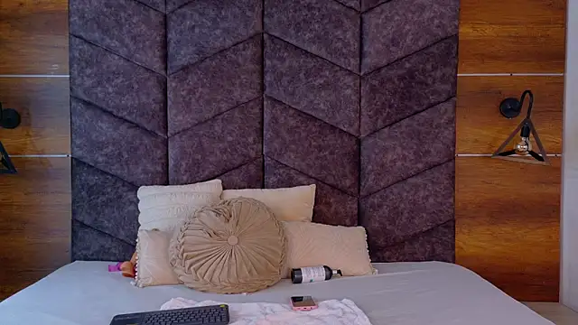 Snapshot of FernandaBrown__ chatting on 24, 2, 2026 FernandaBrown online show from 24, 2, 2026