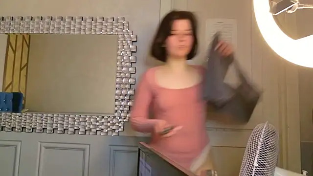 Milana Bold online show from 17, 3, 2026