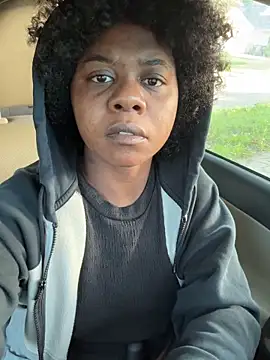 Snapshot of Ebony_Queeen chatting on 17, 6, 2026 Ebony Queeen online show from 17, 6, 2026