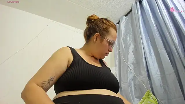 Snapshot of Stacy_millerr1 chatting on 24, 6, 2026 Stacy millerr1 online show from 24, 6, 2026