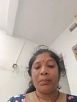 Snapshot of Horney_Bhabhi chatting on 17, 7, 2026 Horney Bhabhi online show from 17, 7, 2026