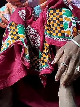 Snapshot of Sweet-runi chatting on 19, 2, 2026 Sweet-runi online show from 19, 2, 2026