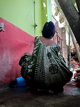 Sweet-runi online show from 15, 4, 2026