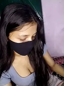 Naina-hott online show from 11, 4, 2026