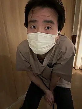 shizuku-kun211 online show from 8, 4, 2026