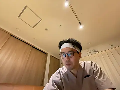 Snapshot of shizuku-kun211 chatting on 24, 7, 2026 shizuku-kun211 online show from 24, 7, 2026
