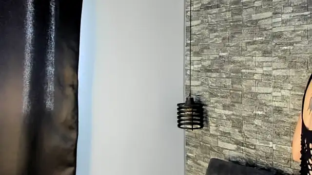 ASHLEY COLLINS1 online show from 21, 4, 2026