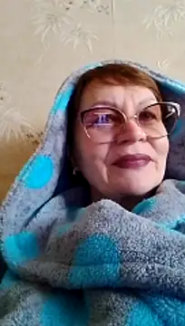 SophieBurns online show from 6, 3, 2026