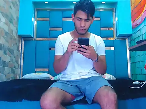 Snapshot of warmNoah chatting on 26, 2, 2026 warmNoah online show from 26, 2, 2026