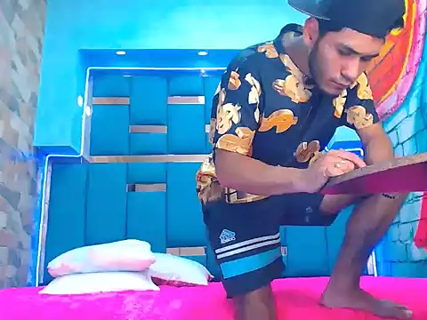 warmNoah online show from 9, 3, 2026