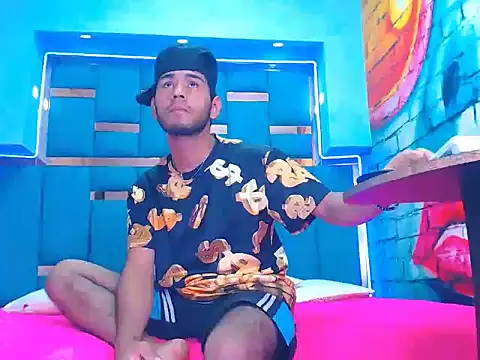 warmNoah online show from 10, 3, 2026