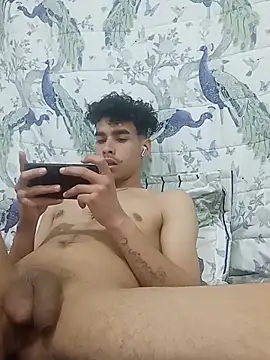 Snapshot of baby_22cm chatting on 12, 5, 2026 baby 22cm online show from 12, 5, 2026