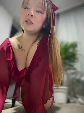 Snapshot of CharlotteUwU_ chatting on 15, 2, 2026 CharlotteUwU online show from 15, 2, 2026