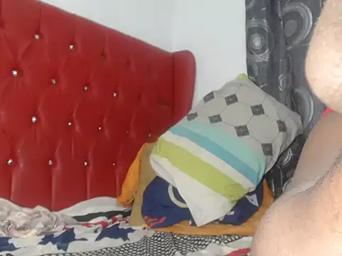 Snapshot of andreats11 chatting on 1, 3, 2026 andreats11 online show from 1, 3, 2026