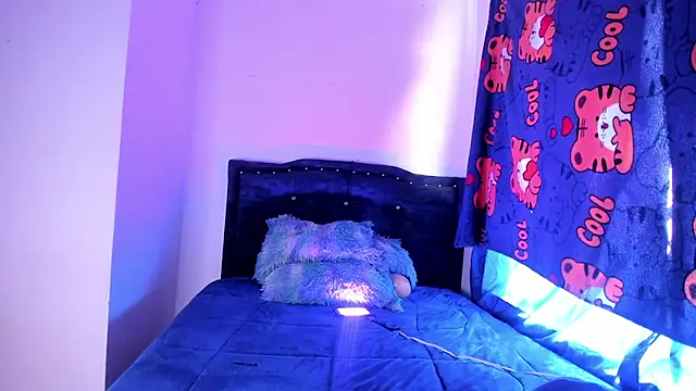 sexy diablaa online show from 4, 4, 2026