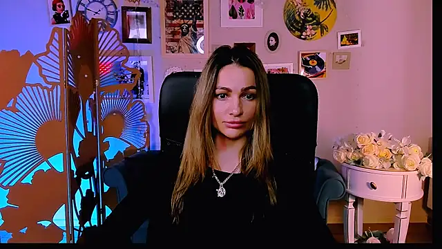 Snapshot of KrisWillis chatting on 6, 2, 2026 KrisWillis online show from 6, 2, 2026