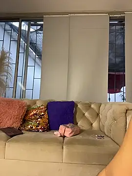Snapshot of Emily_Harpeer chatting on 12, 7, 2026 Emily Harpeer online show from 12, 7, 2026
