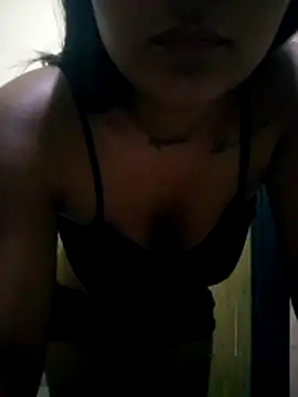 Snapshot of Zoe_Renata chatting on 13, 5, 2026 Zoe Renata online show from 13, 5, 2026