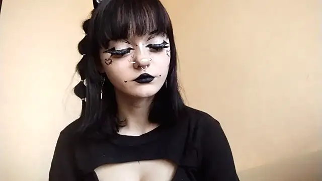 Snapshot of SmilingPatent chatting on 9, 2, 2026 SmilingPatent online show from 9, 2, 2026