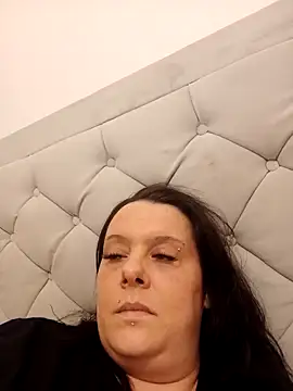 Snapshot of louisa36 chatting on 14, 2, 2026 louisa36 online show from 14, 2, 2026