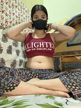 Snapshot of Cutedesigirl chatting on 5, 7, 2026 Cutedesigirl online show from 5, 7, 2026