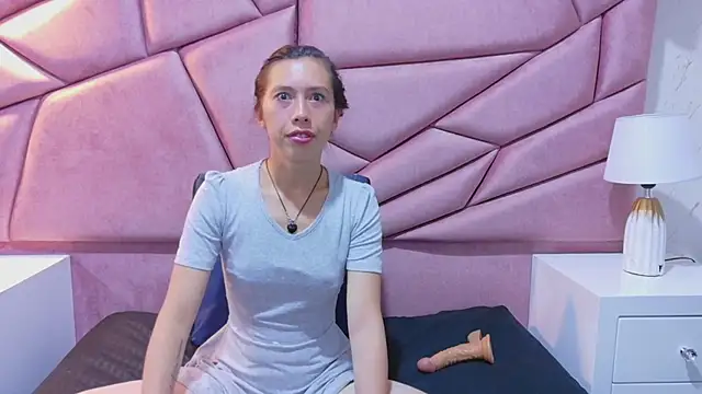 Snapshot of kimberlypink_ chatting on 15, 2, 2026 kimberlypink online show from 15, 2, 2026