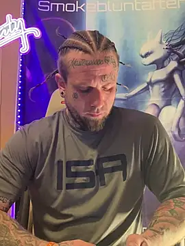 Smokebluntafterblunt online show from 11, 4, 2026