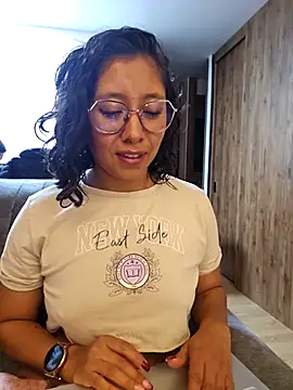 Camila Lopez1 online show from 27, 3, 2026