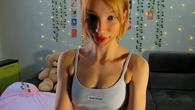 Kiracute18 online show from 13, 2, 2026