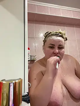 Snapshot of Mommy-girl-Lola chatting on 17, 2, 2026 Mommy-girl-Lola online show from 17, 2, 2026