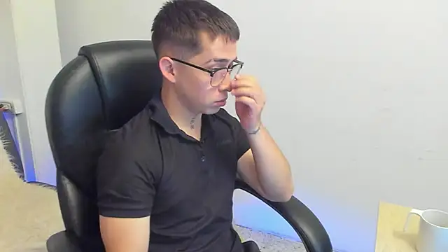 Snapshot of Tommas_Jhonson chatting on 24, 2, 2026 Tommas Jhonson online show from 24, 2, 2026