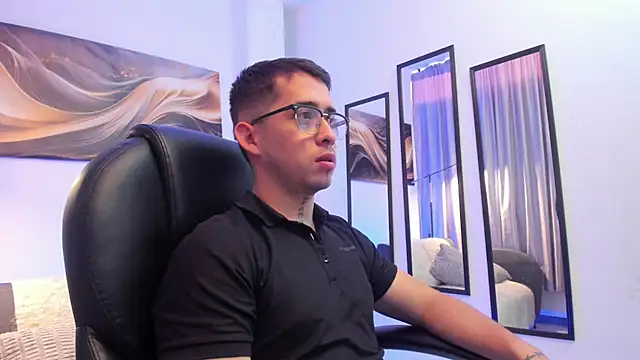 Tommas Jhonson online show from 8, 5, 2026