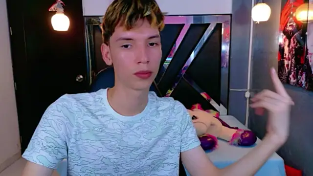 Liam Green1 online show from 27, 2, 2026