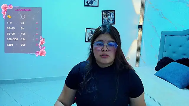 Snapshot of Nina_rouge77 chatting on 13, 2, 2026 Nina rouge77 online show from 13, 2, 2026