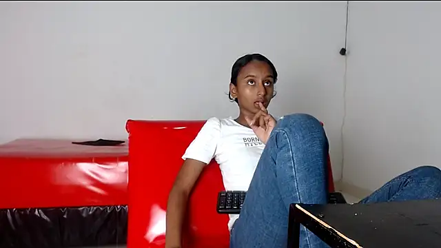 valeryskinnyvagi online show from 7, 4, 2026