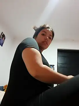 Ariana Castillo   online show from 14, 2, 2026