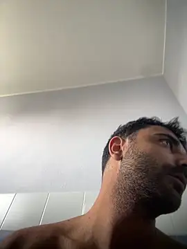 elia2711 online show from 2, 4, 2026