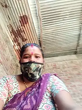 Kirti sacsena online show from 4, 3, 2026