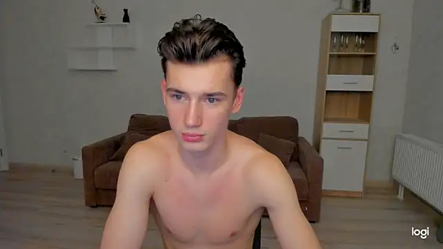 Max foks  online show from 6, 4, 2026