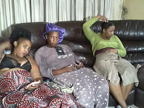 Caramel-Diva online show from 19, 3, 2026