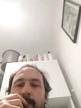 Snapshot of Luluberlu04 chatting on 23, 2, 2026 Luluberlu04 online show from 23, 2, 2026