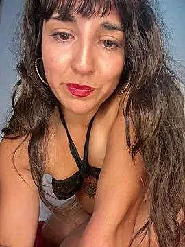 Snapshot of Latinaelisa chatting on 23, 2, 2026 Latinaelisa online show from 23, 2, 2026