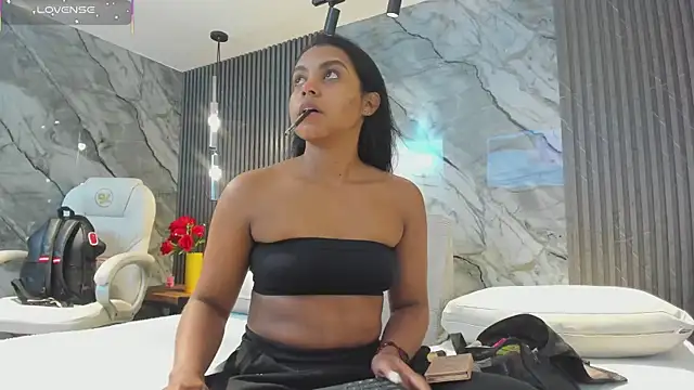 eva lain online show from 11, 3, 2026