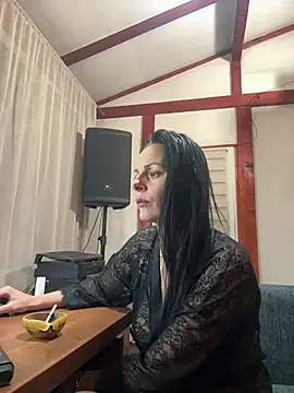 MiriamDelyn online show from 9, 4, 2026