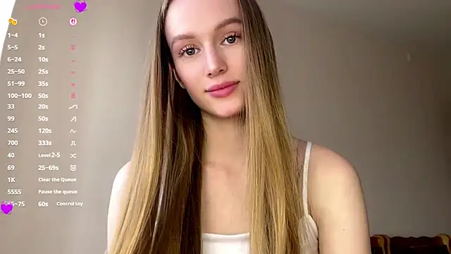 Snapshot of Viktoria_Vibes chatting on 28, 4, 2026 Viktoria Vibes online show from 28, 4, 2026